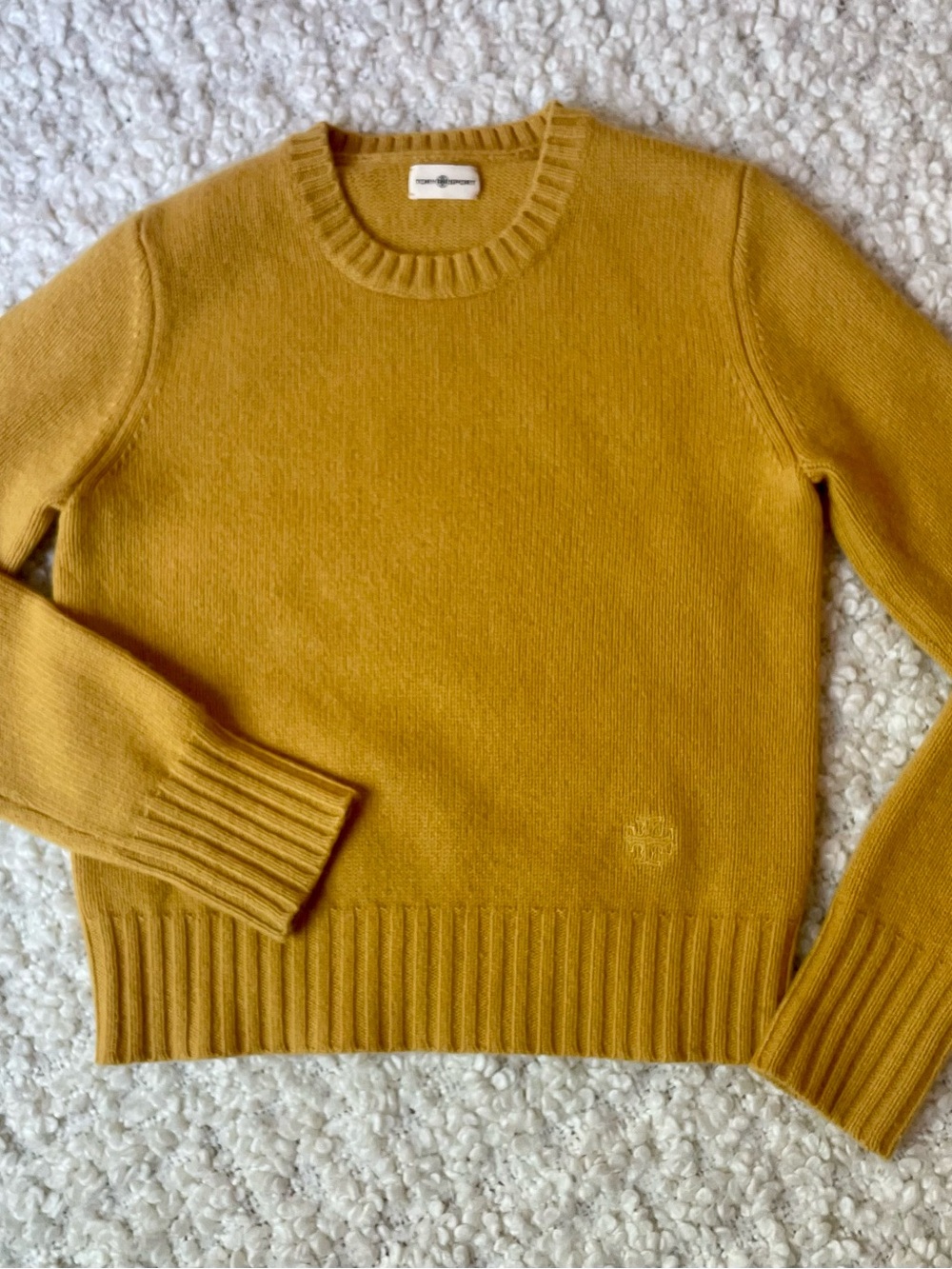 Tory Sport 100% Cashmere Crew Neck Sweater Mustard Yellow Logo Size XS - Picture 2 of 14